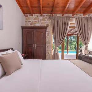 Hotel Alia Palace &, Pefkochori