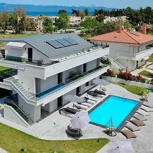 V Luxury Πευκοχώρι