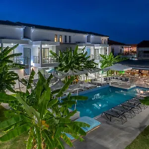 Daire Adonis Luxury Village, Pefkochori