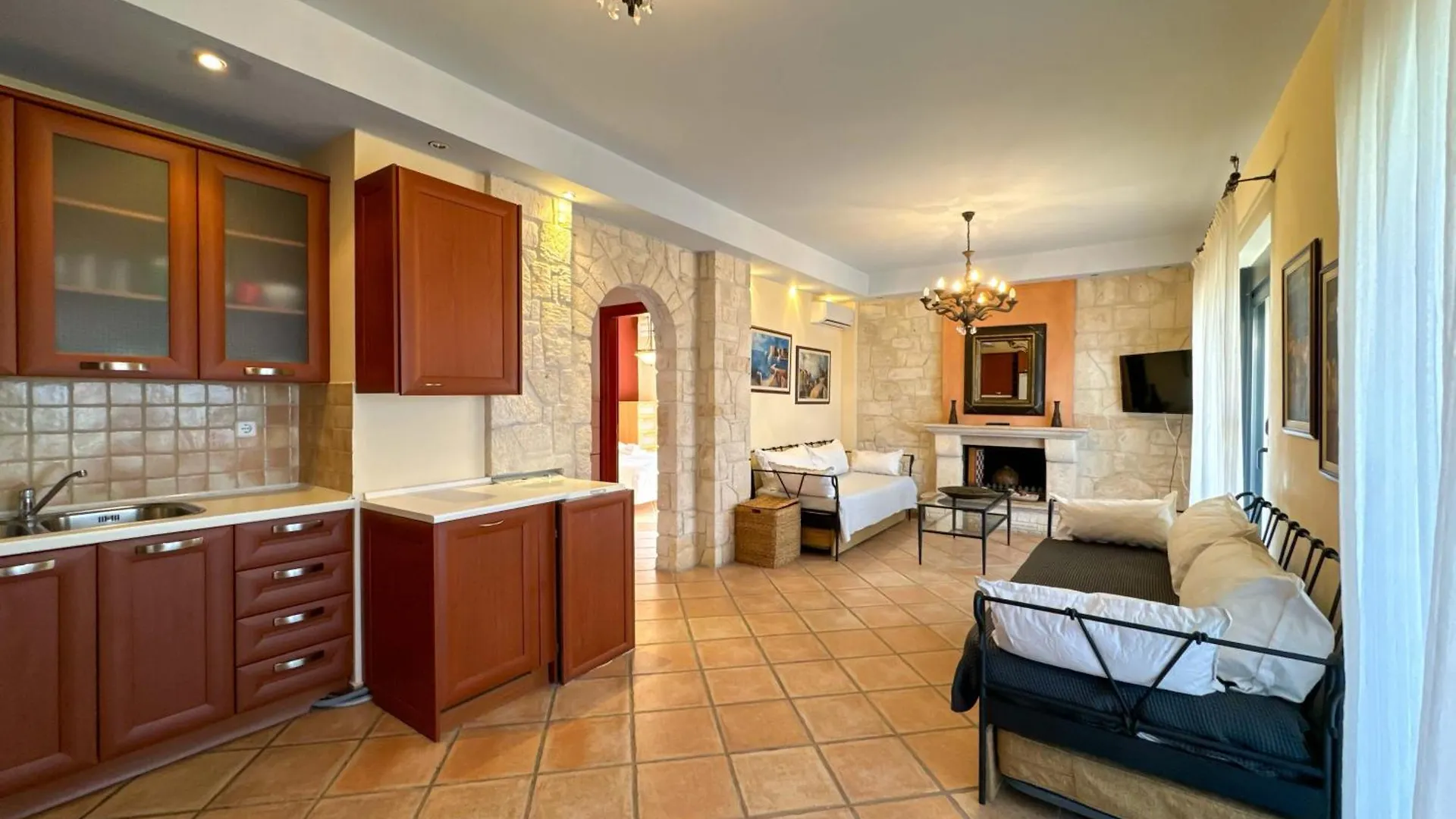 Holiday home Luxury Seaside Apt In Pefkochori Featuring Pool