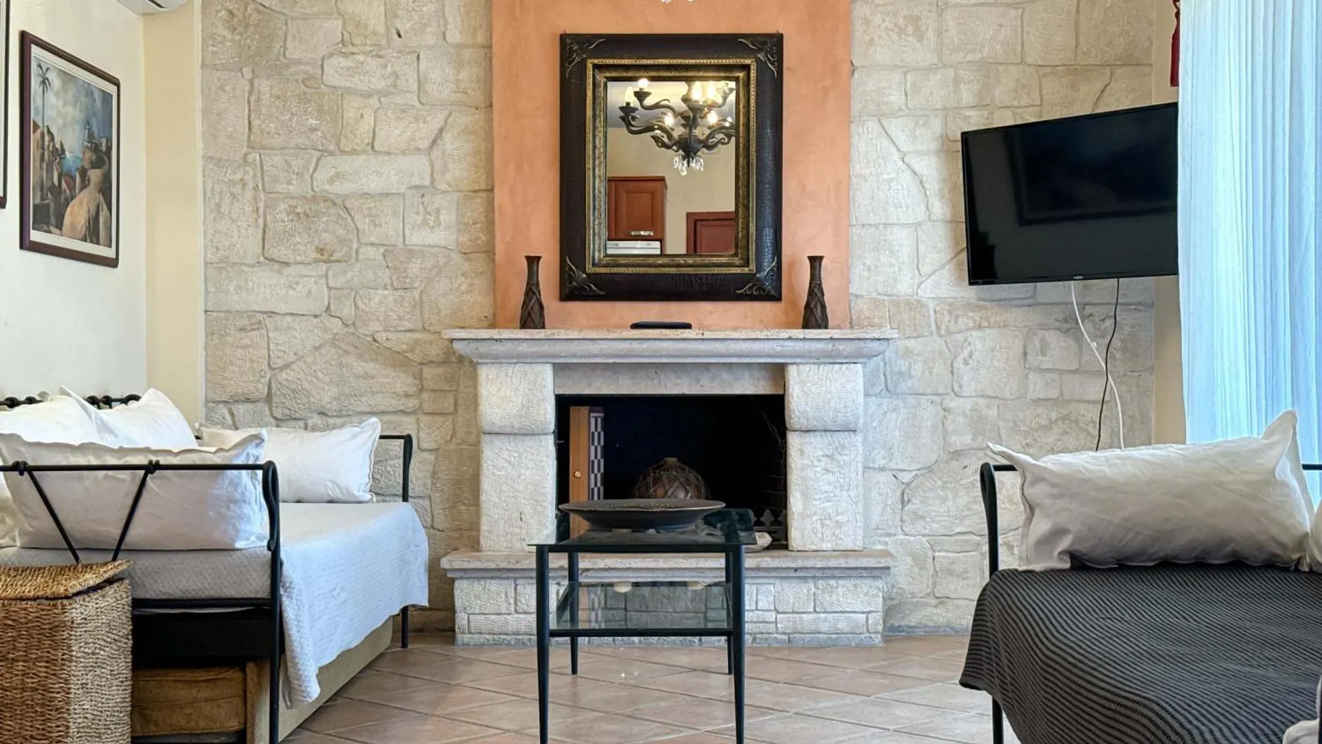 Holiday home Luxury Seaside Apt In Pefkochori Featuring Pool